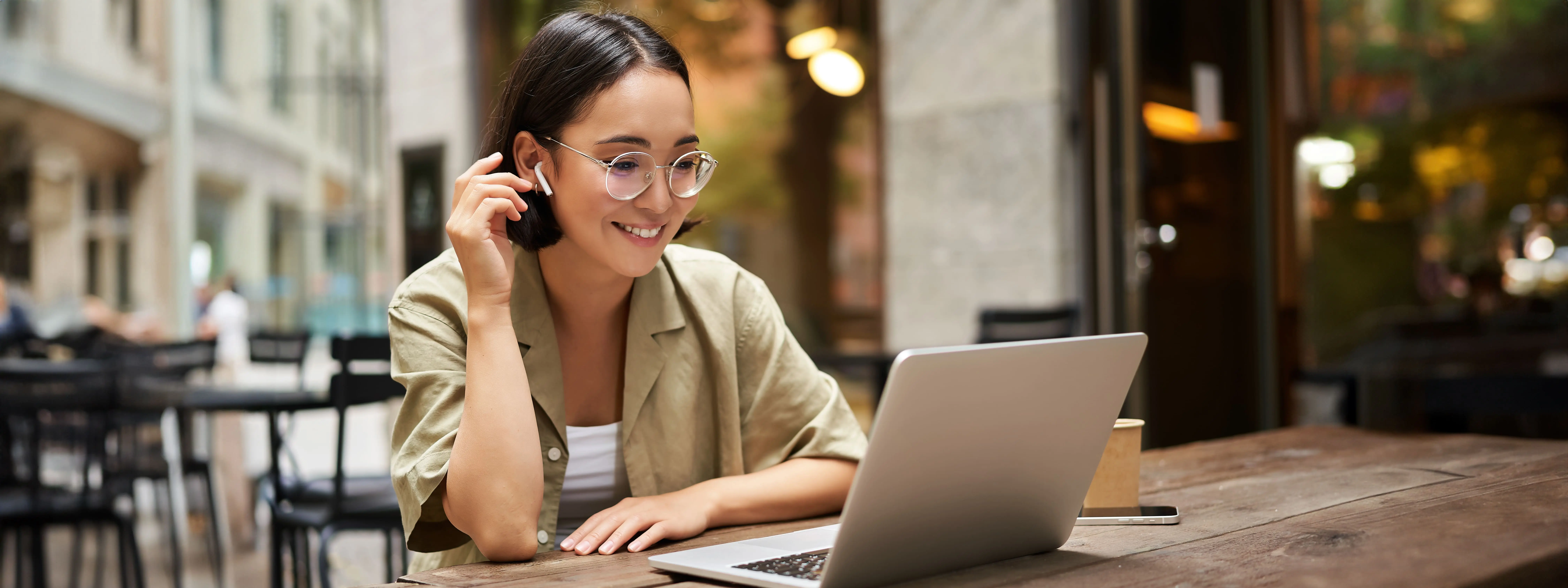 Online IELTS and PTE Classes - Peerless Immigration